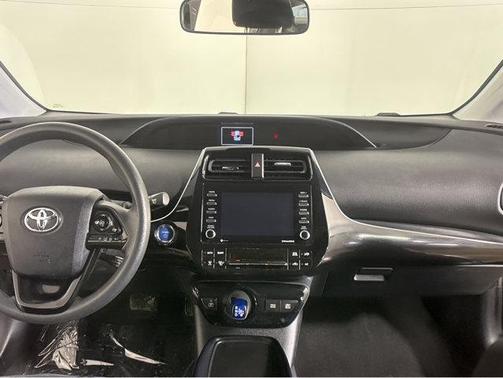 2021 Toyota Prius LE