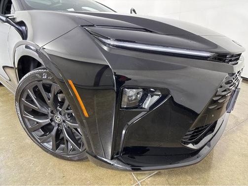 2025 Toyota Crown Signia Limited