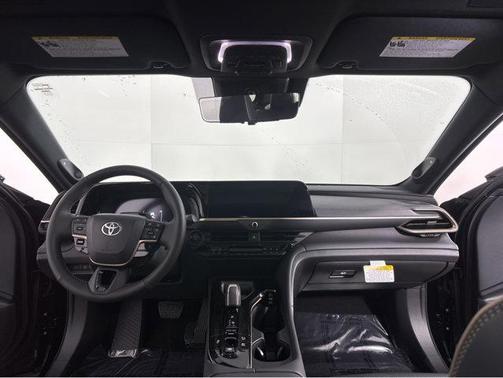 2025 Toyota Crown Signia Limited