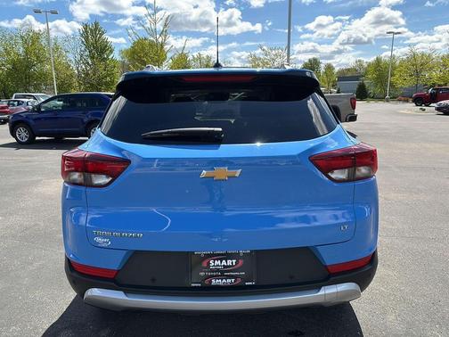 Fountain Blue 2024 Chevrolet Trailblazer LT