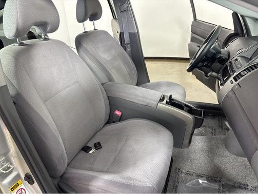 2005 Toyota Prius Base