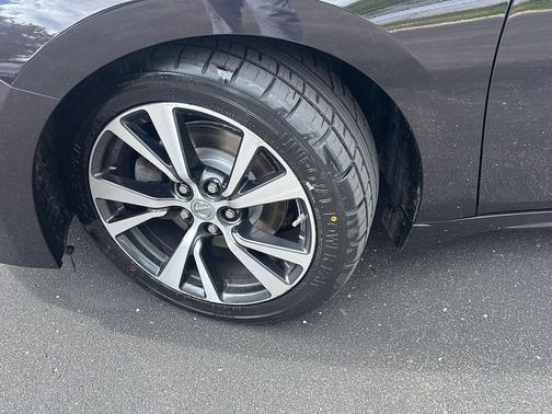 Bordeaux Black 2017 Nissan Maxima 3.5 SL