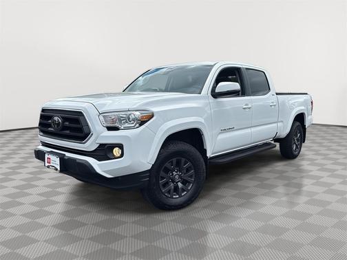 Ice Cap 2023 Toyota Tacoma SR5