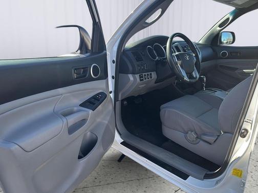2012 Toyota Tacoma Base