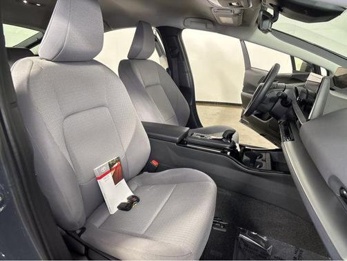 2023 Toyota Prius LE