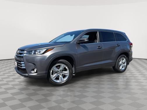 Predawn Gray Mica 2018 Toyota Highlander Limited