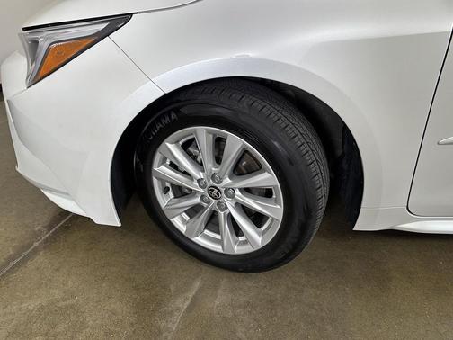 Wind Chill Pearl 2024 Toyota Corolla Hybrid LE