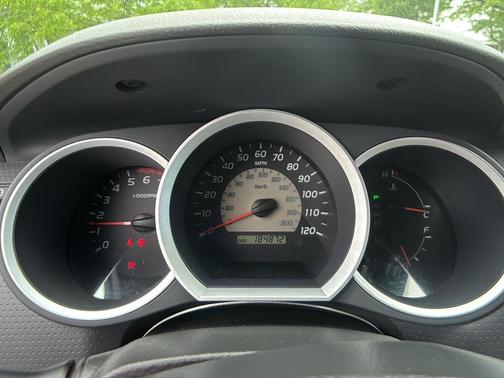Super White 2007 Toyota Tacoma PreRunner Double Cab