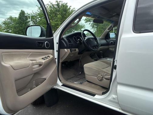 Super White 2007 Toyota Tacoma PreRunner Double Cab