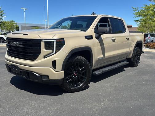 Desert Sand Metallic 2022 GMC Sierra 1500 Elevation