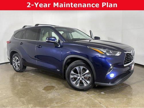 2022 Toyota Highlander Hybrid XLE
