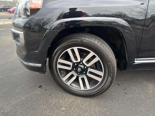 Midnight Black Metallic 2018 Toyota 4Runner Limited