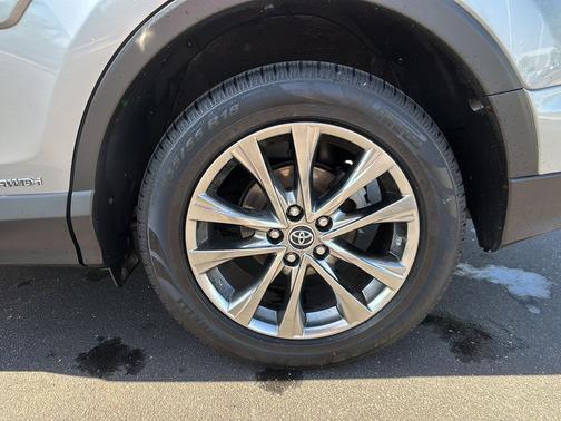 Silver Sky Metallic 2017 Toyota RAV4 Hybrid Limited