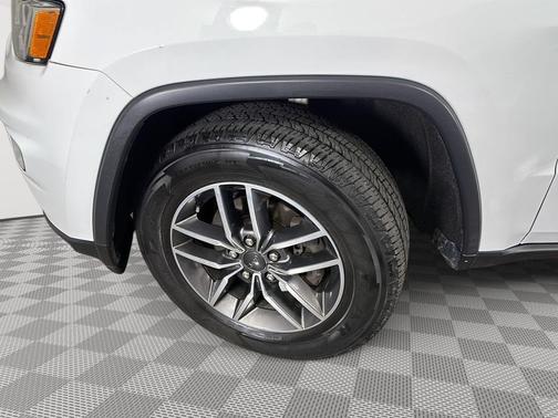 Bright White Clearcoat 2020 Jeep Grand Cherokee North Edition 4x4