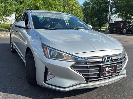 Symphony Silver 2019 Hyundai ELANTRA SEL