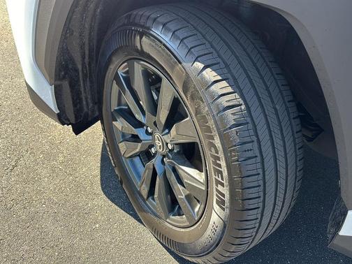 Ice Cap 2026 Toyota RAV4 XLE Premium