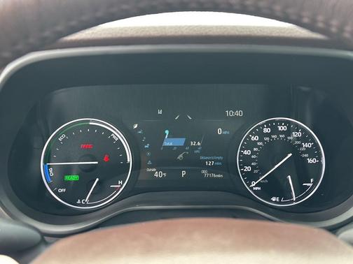 2023 Toyota Sienna Platinum