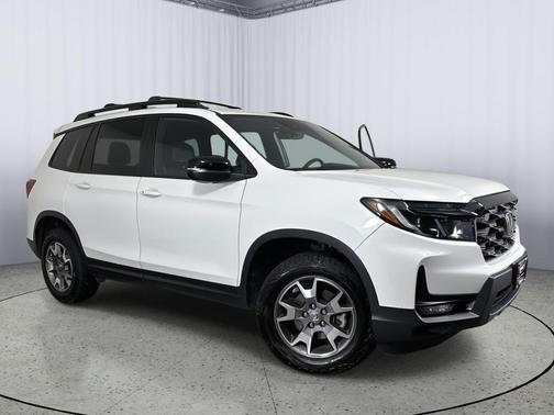 2022 Honda Passport AWD TrailSport