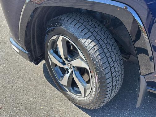 Blueprint 2024 Toyota RAV4 Prime SE