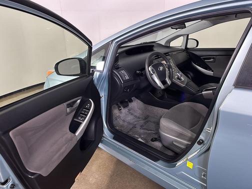 Sea Glass Pearl 2012 Toyota Prius Two