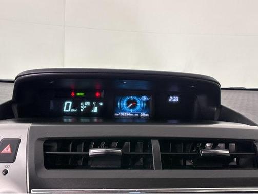 2015 Toyota Prius v Four