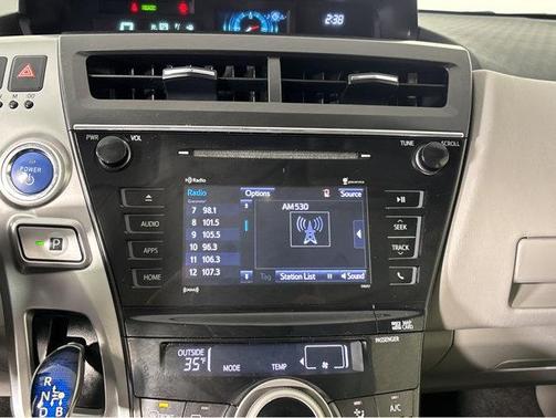 2015 Toyota Prius v Four