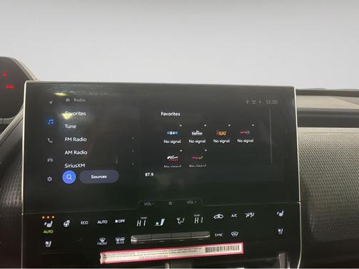 2024 Toyota bZ4X Limited