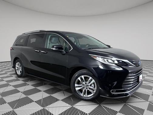 2024 Toyota Sienna Limited