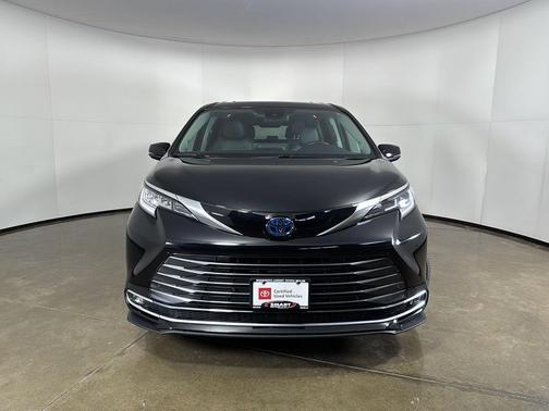 2024 Toyota Sienna Limited