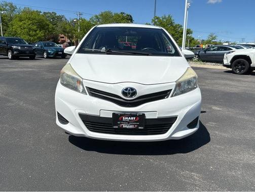 2012 Toyota Yaris LE