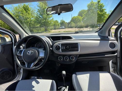 2012 Toyota Yaris LE
