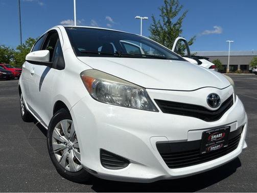 2012 Toyota Yaris LE