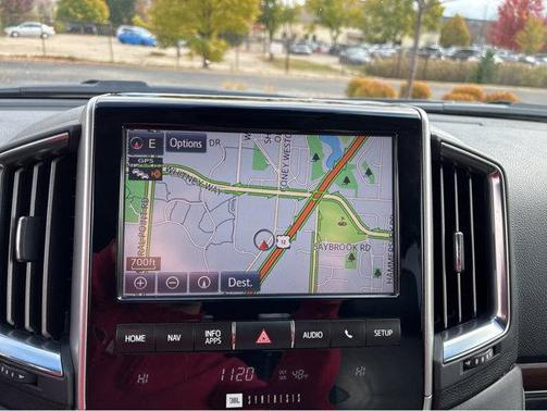 2017 Toyota Land Cruiser Base