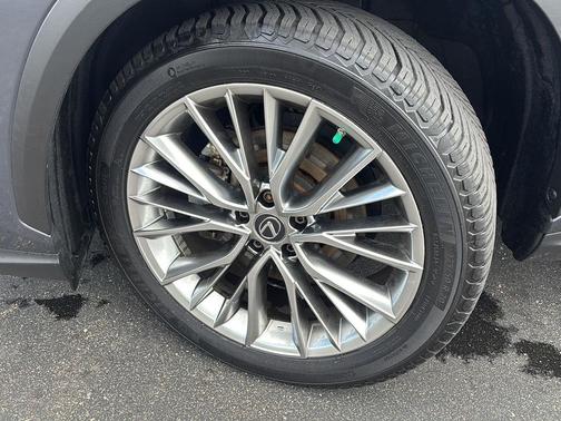 2022 Lexus NX 350h Premium