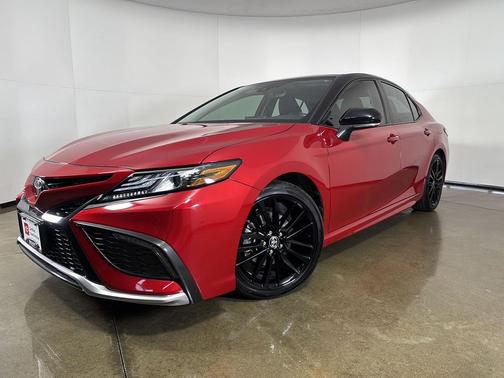 Supersonic Red w/Midnight Black Metallic Roof 2022 Toyota Camry XSE