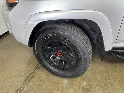 Classic Silver Metallic 2022 Toyota 4Runner TRD Off Road Premium