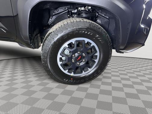 2025 Toyota Tacoma TRD Off Road