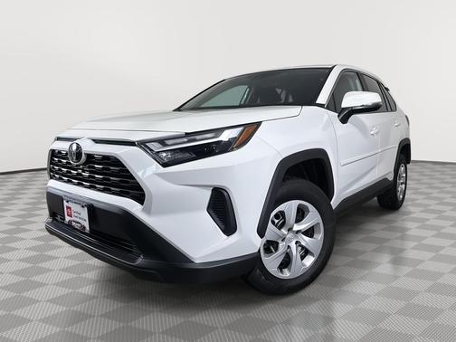 Ice Cap 2024 Toyota RAV4 LE