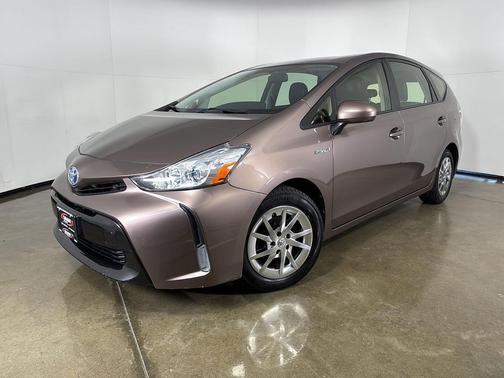 Toasted Walnut Pearl 2016 Toyota Prius v Three