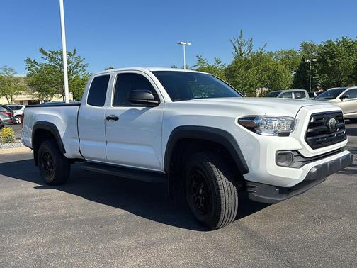 Super White 2019 Toyota Tacoma SR