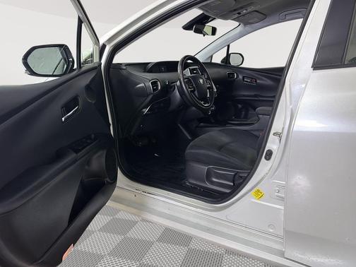 2020 Toyota Prius Prime LE