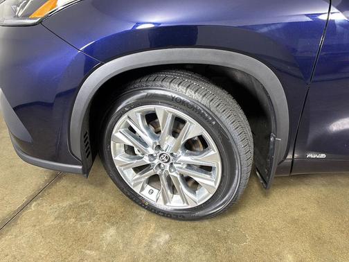 Blueprint 2023 Toyota Highlander Hybrid Limited