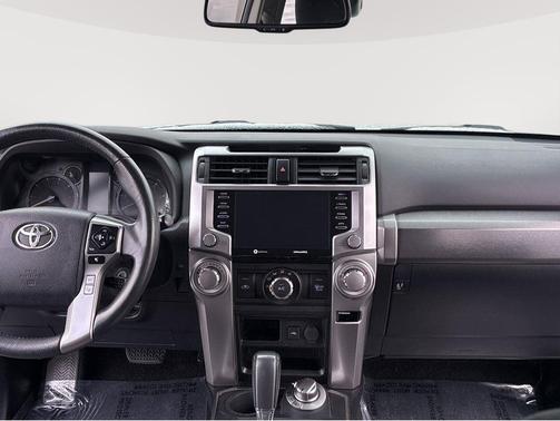 Classic Silver Metallic 2021 Toyota 4Runner SR5