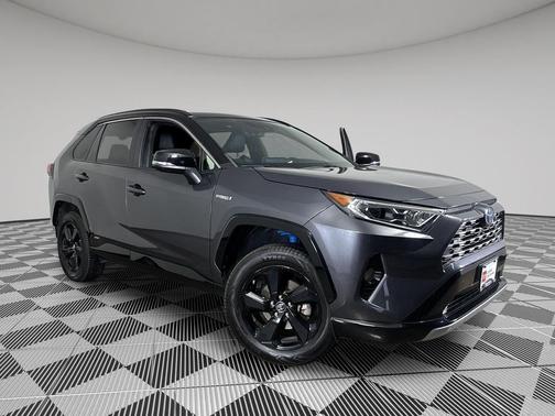 2019 Toyota RAV4 Hybrid SE
