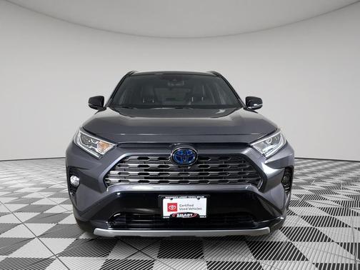 2019 Toyota RAV4 Hybrid SE