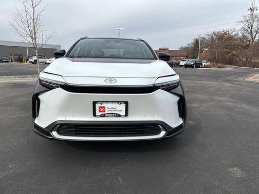 2023 Toyota bZ4X Limited