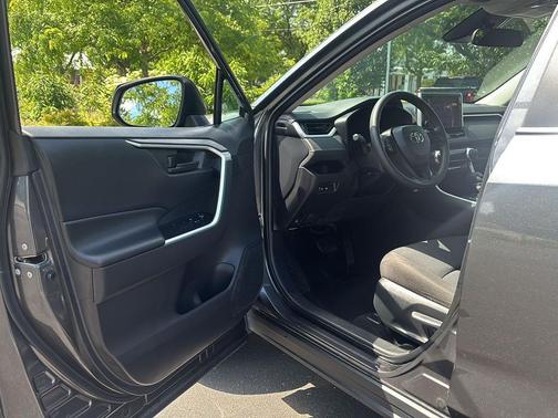 Magnetic Gray Metallic 2025 Toyota RAV4 Hybrid LE