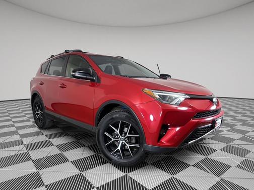 2017 Toyota RAV4 SE