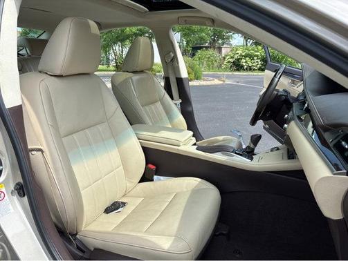 2017 Lexus ES 350 Base