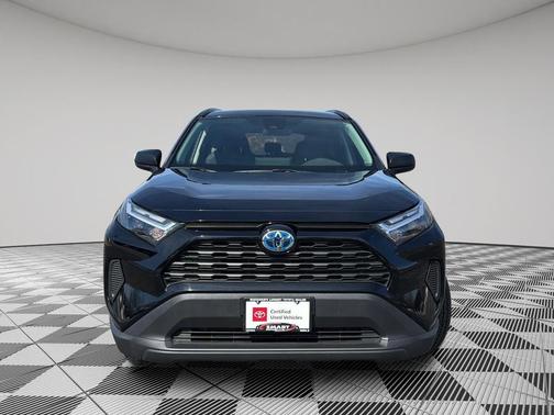 2024 Toyota RAV4 Hybrid LE